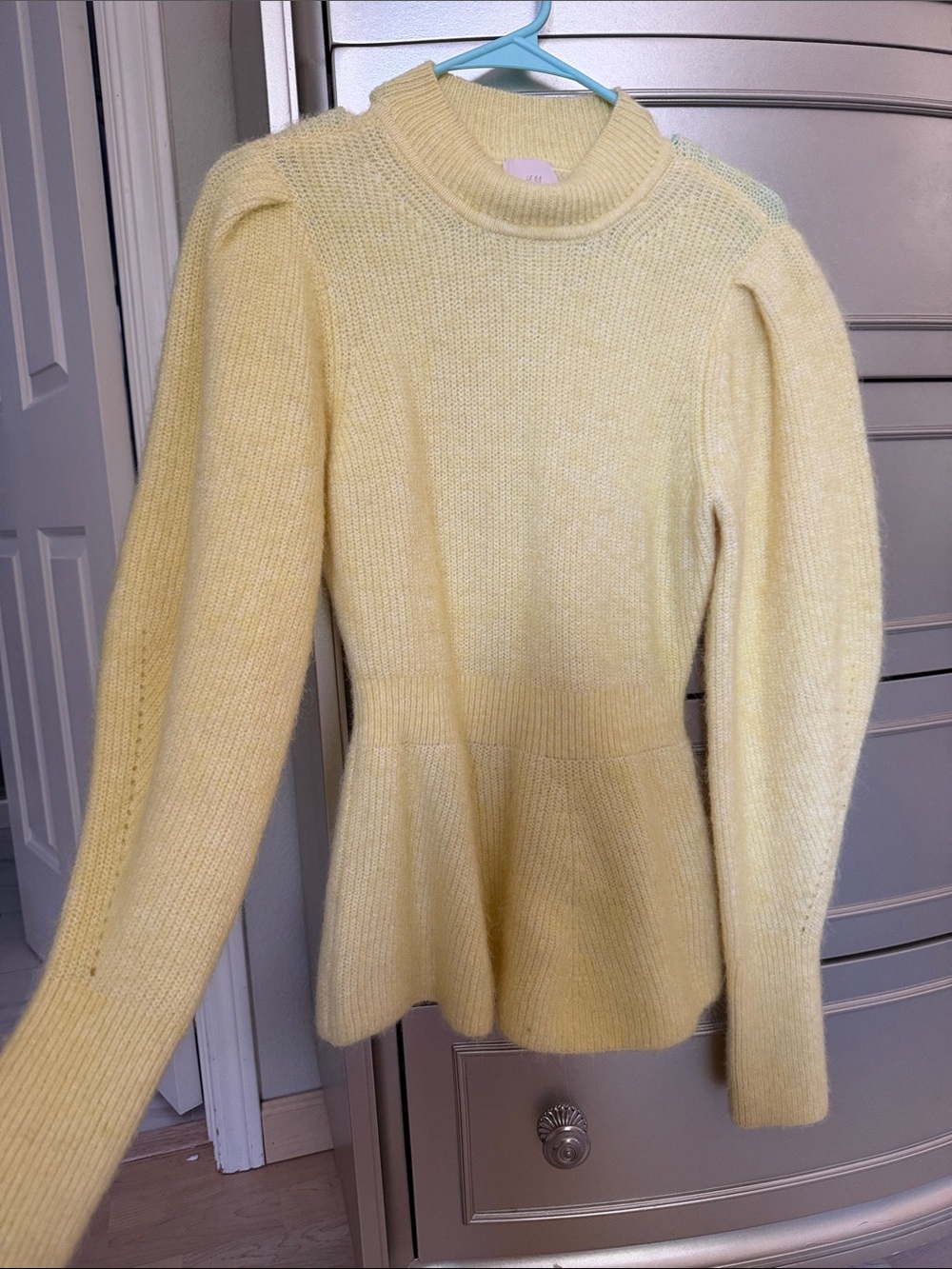 H&M butter Yellow Cowl-Neck Puff-Sleeve peplum Sweater